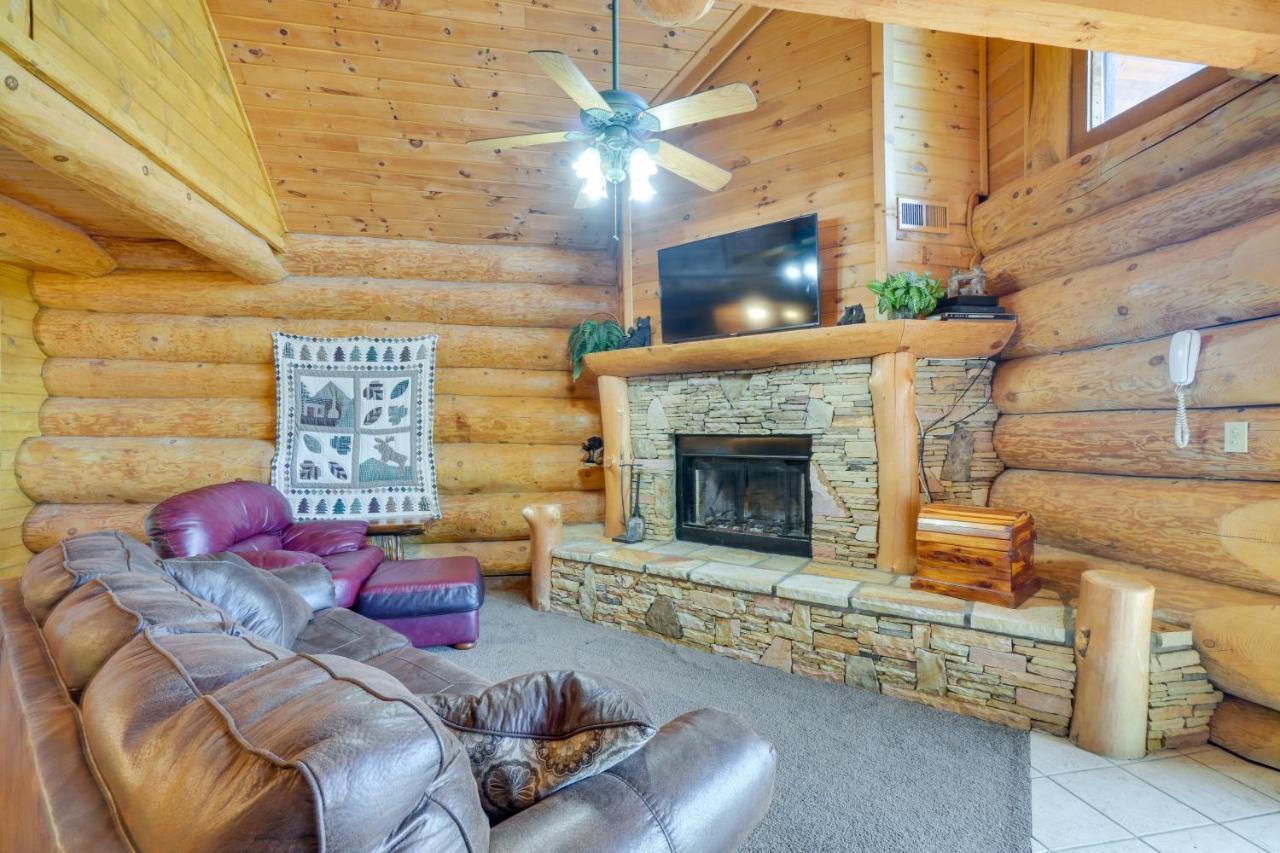 Smoky Mountain Vacation Rental Cabin With Hot Tub! Gatlinburg Luaran gambar