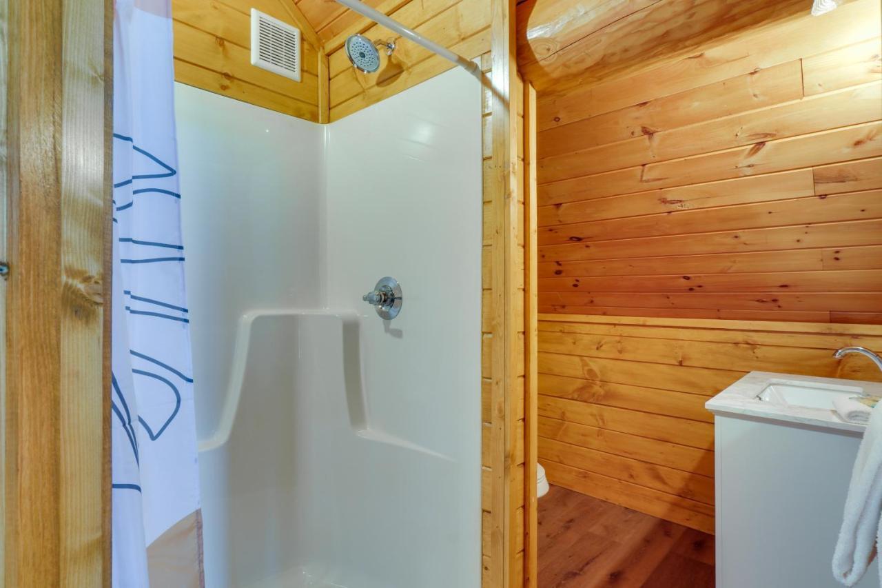 Smoky Mountain Vacation Rental Cabin With Hot Tub! Gatlinburg Luaran gambar